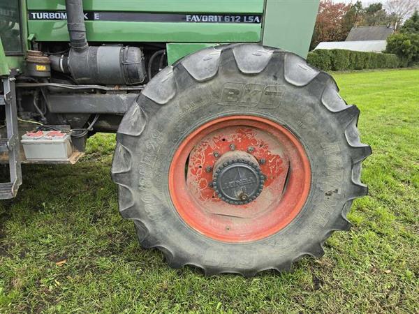 Grote foto fendt 612 e agrarisch tractoren
