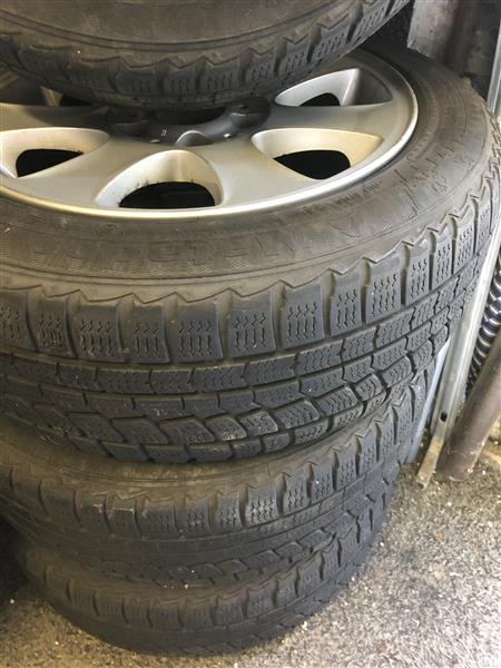 Grote foto bmw winterset op originele velg auto onderdelen banden en velgen