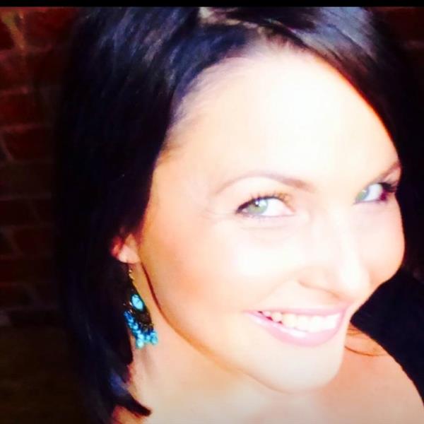 Grote foto ik zoek een vaste relatie met die leukerd contacten en berichten vrouw zoekt man