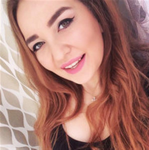 Grote foto van lelijk eendje naar een sterke meid contacten en berichten vrouw zoekt man