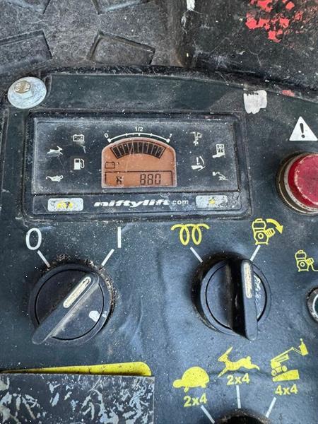 Grote foto niftylift ruw terrein hoogwerker hybride doe het zelf en verbouw hoogwerkers