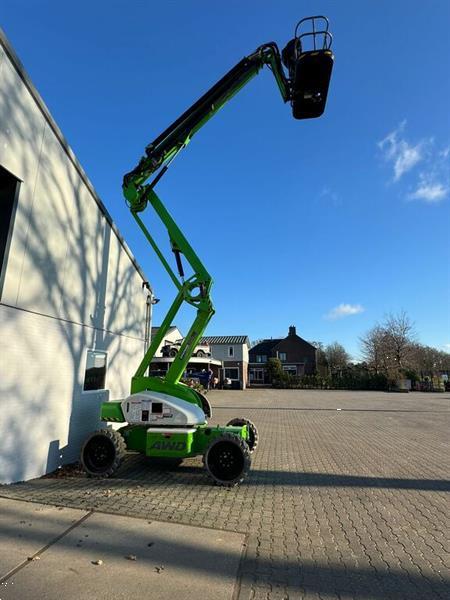 Grote foto niftylift ruw terrein hoogwerker hybride doe het zelf en verbouw hoogwerkers