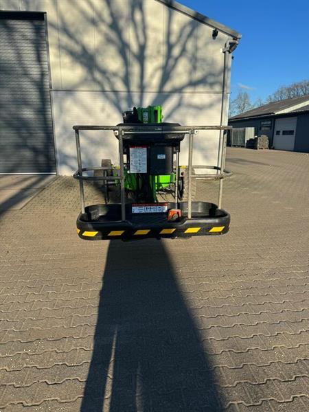 Grote foto niftylift ruw terrein hoogwerker hybride doe het zelf en verbouw hoogwerkers