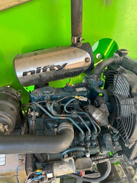 Grote foto niftylift ruw terrein hoogwerker hybride doe het zelf en verbouw hoogwerkers