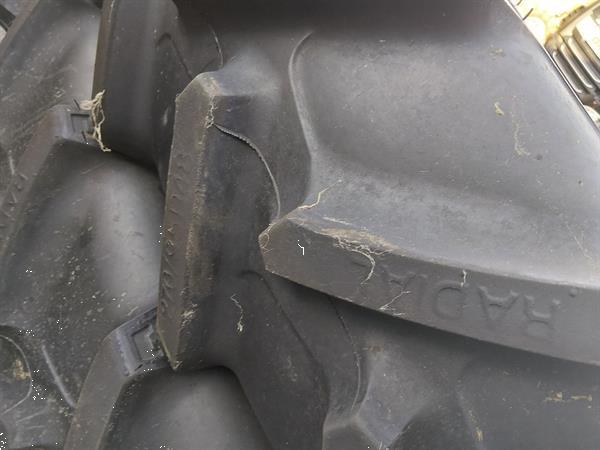 Grote foto fendt cultuurwielen 270 95 r48 en 270 95 r32 nieuwe banden agrarisch wielen