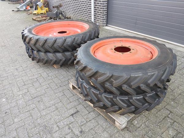 Grote foto fendt cultuurwielen 270 95 r48 en 270 95 r32 nieuwe banden agrarisch wielen