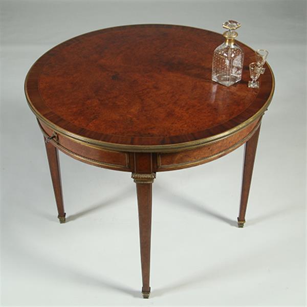 Grote foto amboina bouillotte tafel gesig. escalier de christal paris met twee laden verguld brons no.361895 antiek en kunst stoelen en banken