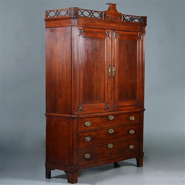 Grote foto hollands neoclassicistisch kabinet met afneembaar hekje in zeer fraaie patina ca 1800 no.892955 antiek en kunst stoelen en banken