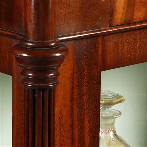 Grote foto hollandse biedermeier vitrinekast met lade en beschilderd interieur no.361810 antiek en kunst overige in antiek gebruiksvoorwerpen