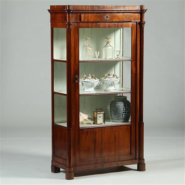 Grote foto hollandse biedermeier vitrinekast met lade en beschilderd interieur no.361810 antiek en kunst overige in antiek gebruiksvoorwerpen