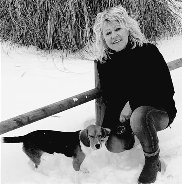 Grote foto ik zoek liefde geluk en die ene arm om me heen contacten en berichten vrouw zoekt man