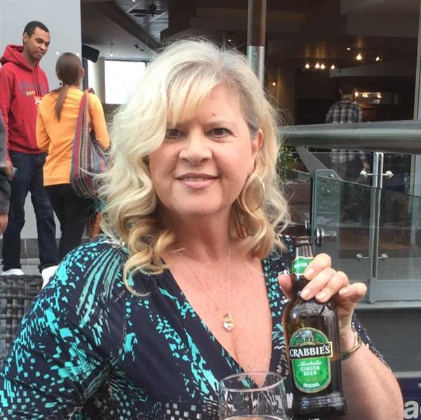 Grote foto sta jij hier voor open contacten en berichten vrouw zoekt man