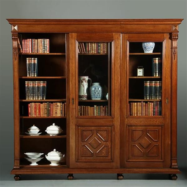 Grote foto boekenkast of bibliotheekkast met drie schuifdeuren en verstelbare planken no.362910 antiek en kunst stoelen en banken