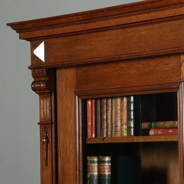 Grote foto boekenkast of bibliotheekkast met drie schuifdeuren en verstelbare planken no.362910 antiek en kunst stoelen en banken