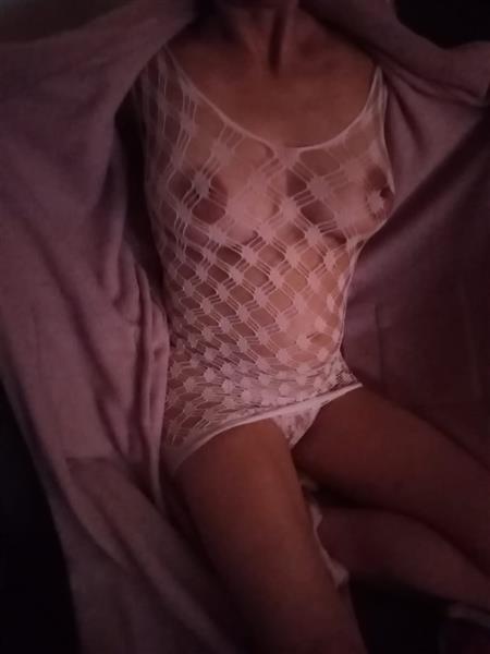 Grote foto oudere dame ontvangt discreet en prive erotiek erotische massages