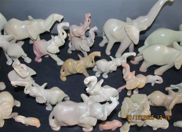 Grote foto olifantjes verzameling 44 stuks verzamelen dierenverzamelingen
