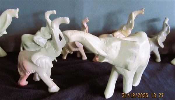 Grote foto olifantjes verzameling 44 stuks verzamelen dierenverzamelingen