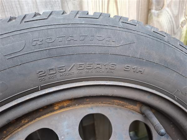 Grote foto lm velgen zomerbanden en winterbanden auto onderdelen banden en velgen