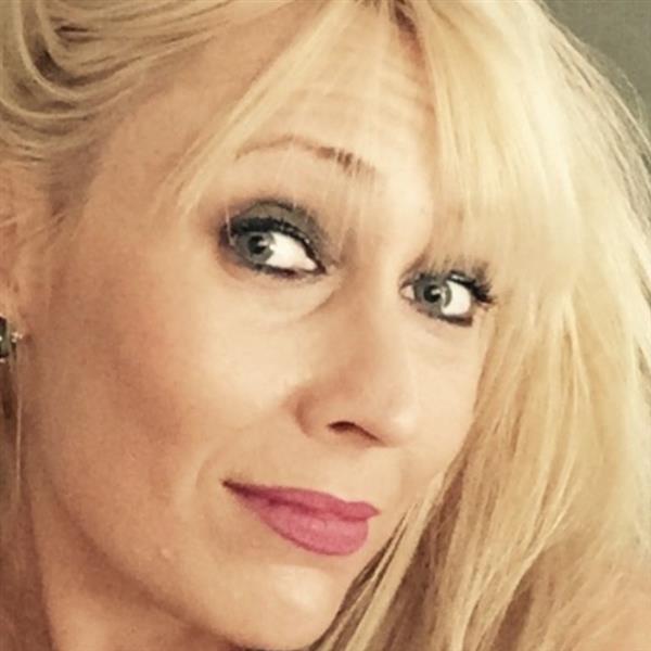 Grote foto ben jij soms ook een beetje eenzaam contacten en berichten vrouw zoekt man