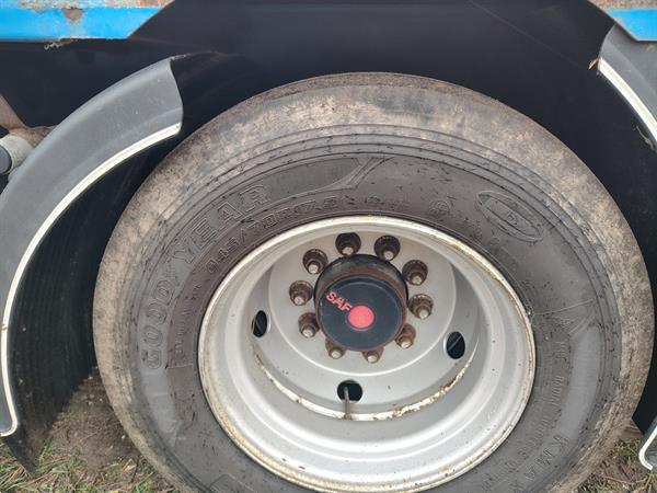 Grote foto dieplader truck transporter semi dieplader doe het zelf en verbouw opleggers