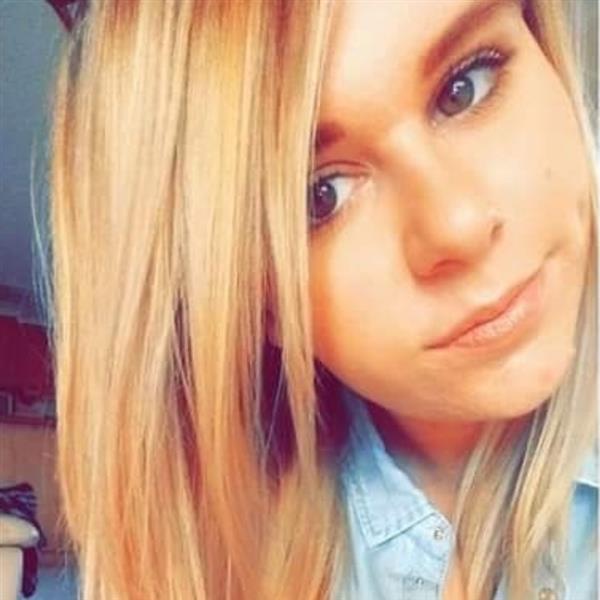 Grote foto voel me te alleen. contacten en berichten vrouw zoekt man