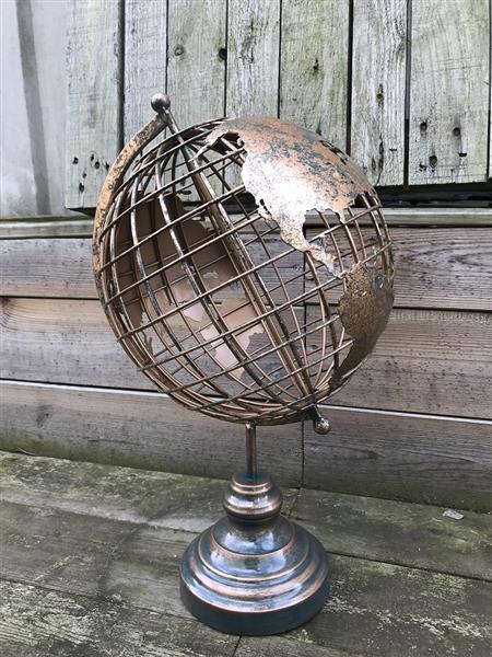 Grote foto metalen wereldbol goud zwart look fraai decoratief item laatste tuin en terras tuindecoratie
