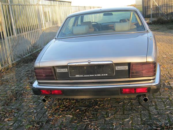 Grote foto te koop mooie jacuar oldtaimer auto jaguar