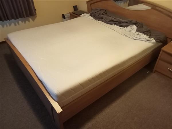 Grote foto matras 200x160x18. gratis huis en inrichting matrassen en bedbodems
