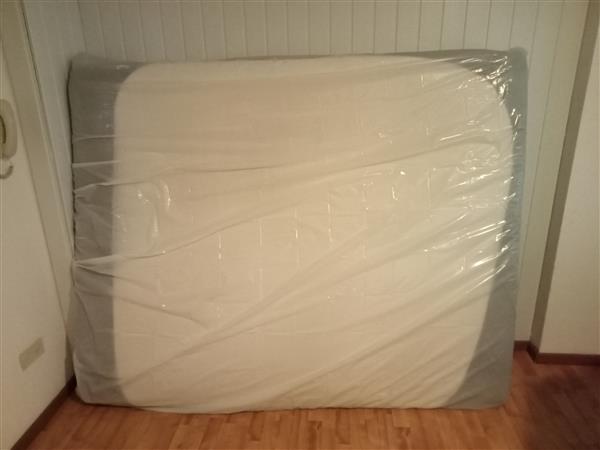 Grote foto matras 200x160x18. gratis huis en inrichting matrassen en bedbodems