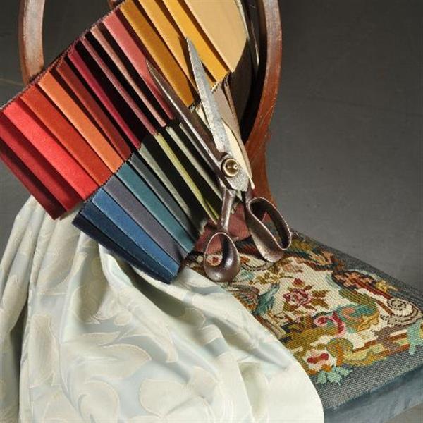 Grote foto stel van 8 hepplewhite eetkamerstoelen incl stof naar wens of restauratie handgeborduurde petit poin antiek en kunst stoelen en banken