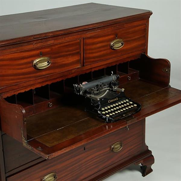 Grote foto ladenkast met verborgen bureau waarin 10 postvakjes en 5 kleine laden no.362945 antiek en kunst overige in antiek gebruiksvoorwerpen