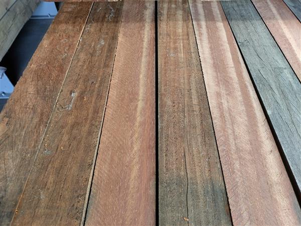 Grote foto 50x100 mm hardhout fijn bezaagd 500cm doe het zelf en verbouw hout en planken