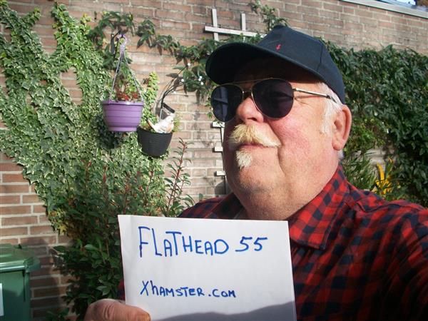 Grote foto relax direct ik ontvang jonge dame om te beffen erotiek man zoekt vrouwelijke sekspartner