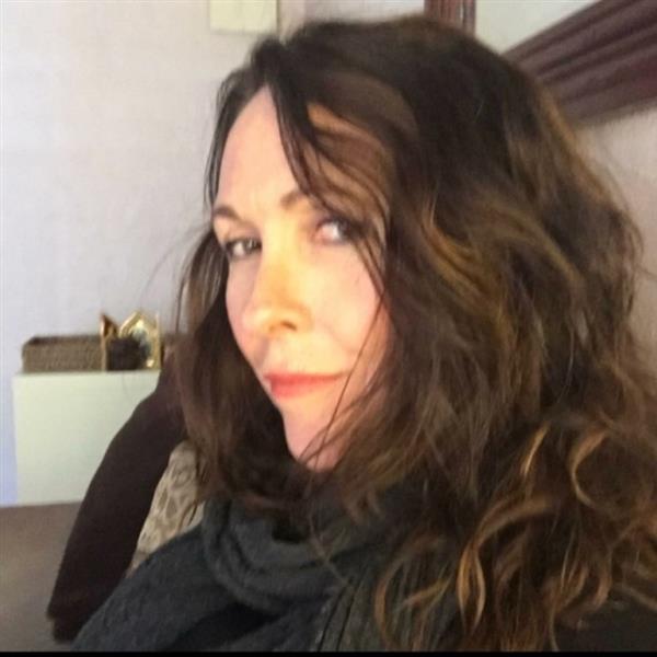 Grote foto ik zoek een lieve man voor een latrelatie contacten en berichten vrouw zoekt man