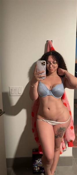 Grote foto young girl ready to be eaten erotiek escort service