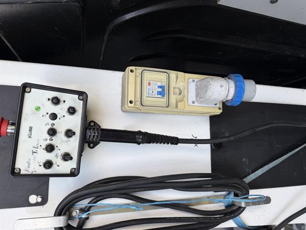 Grote foto renault master 2.3dci k32 arbeitsbuhne autohoogwerker 13mtr werkhoogte 2019 doe het zelf en verbouw hoogwerkers