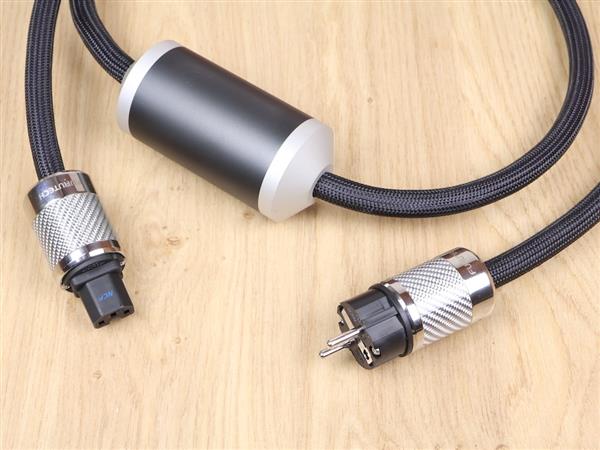 Grote foto acoustic revive sensual md k pc triple c highend audio power cable 2 0 metre audio tv en foto onderdelen en accessoires