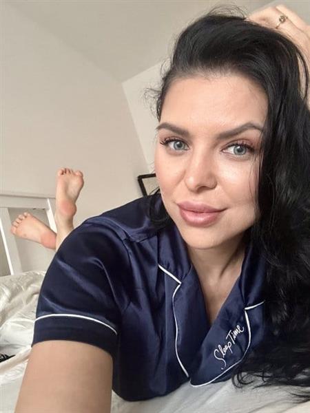 Grote foto private time with kira discreet relaxing erotiek escort service