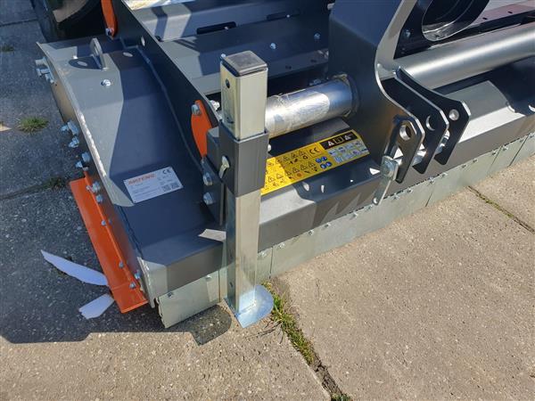 Grote foto mateng klepelmaaier voor achter sideshift max 300 agrarisch mechanisatie