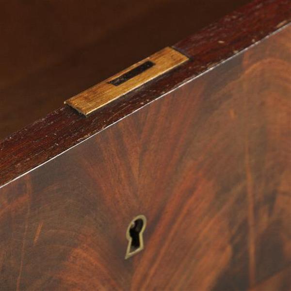 Grote foto louis philippe commode met geheime lade bloemmahonie ca 1830 no.371505 antiek en kunst stoelen en banken