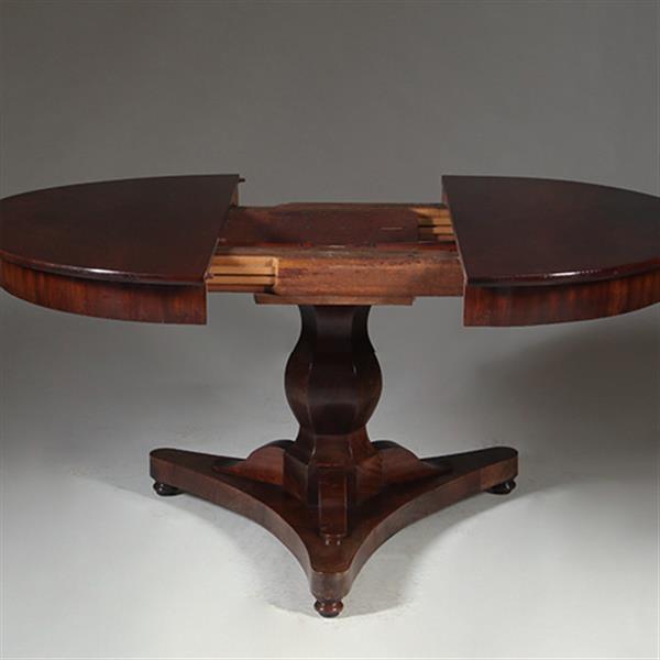 Grote foto eetkamertafel rond uitschuifbaar tot 2.16 m. op kolompoot ca 1820 no.361875 antiek en kunst stoelen en banken