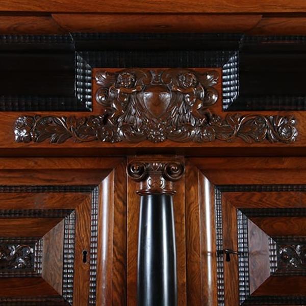 Grote foto markante 4 deurskast uit de gouden eeuw met veel ebbenhout no.371510 antiek en kunst stoelen en banken