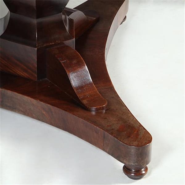 Grote foto eetkamertafel rond uitschuifbaar tot 2.16 m. op kolompoot ca 1820 no.361875 antiek en kunst stoelen en banken