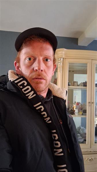 Grote foto man zoek vrouw erotiek man zoekt vrouw