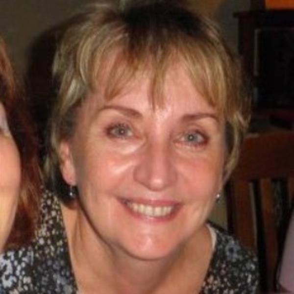 Grote foto oudere vrouw op zoek naar nieuwe liefde contacten en berichten vrouw zoekt man