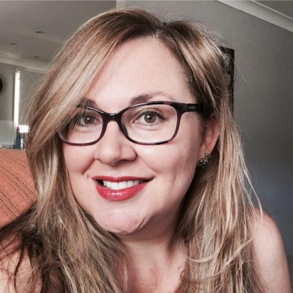 Grote foto ik wil gezelligheid en genegenheid contacten en berichten vrouw zoekt man