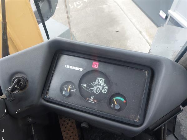 Grote foto liebherr 507 shovel agrarisch tractoren