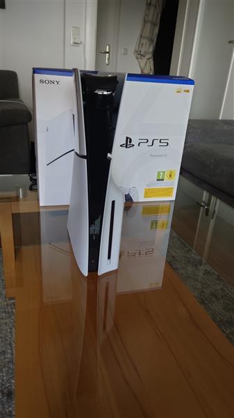 Grote foto de ps5 slim is de compactere spelcomputers games playstation