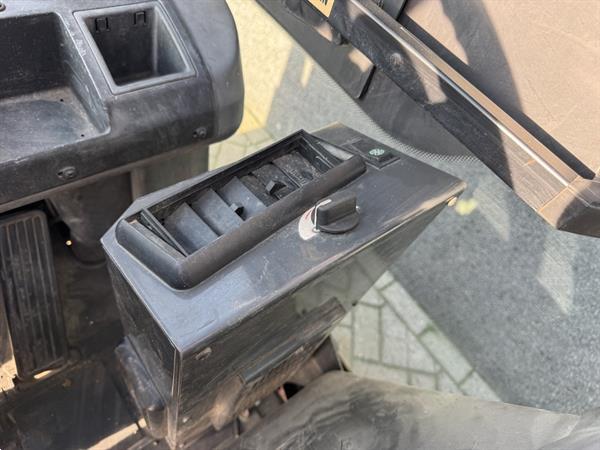 Grote foto nissan fd01a15 duplo330 sideshift 4e functie diesel full cab. low hours agrarisch heftrucks