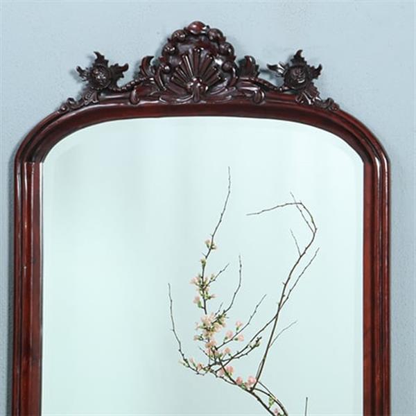 Grote foto getoogde mahonie schouwspiegel met gestoken onderhoeken en kroon no.361835 antiek en kunst spiegels